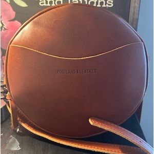 Portland Leather Large Circle Crossbody Honey